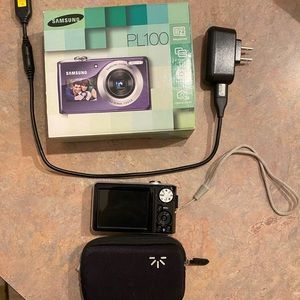PL100 Samsung Digital Camera